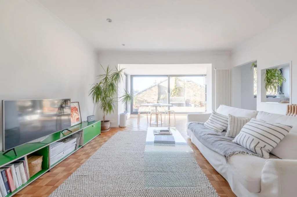 2 bedroom penthouse for rent
