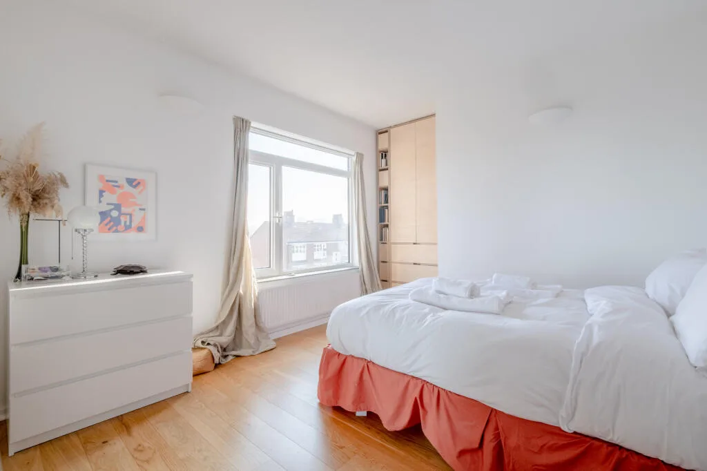 2 bedroom penthouse for rent