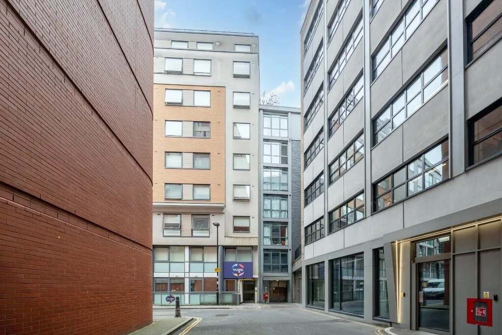 2 bedroom penthouse for rent