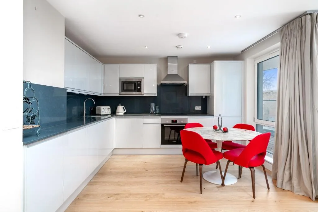 2 bedroom penthouse for rent