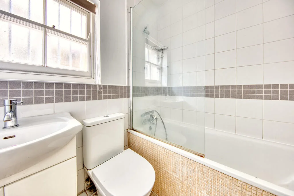 2 bedroom ground floor flat for rent