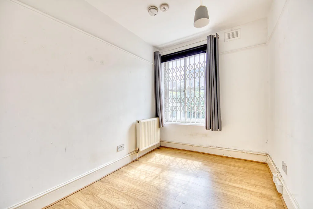 2 bedroom ground floor flat for rent