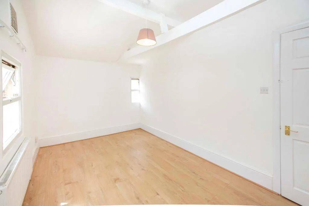 2 bedroom semi-detached house for rent