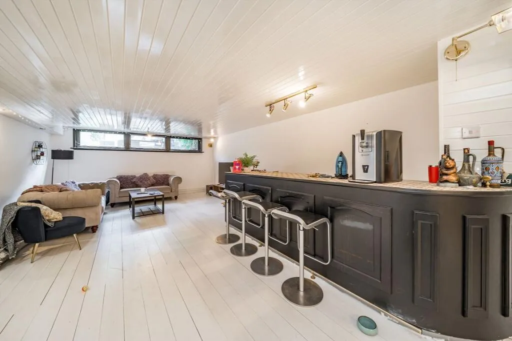 4 bedroom terraced house for rent