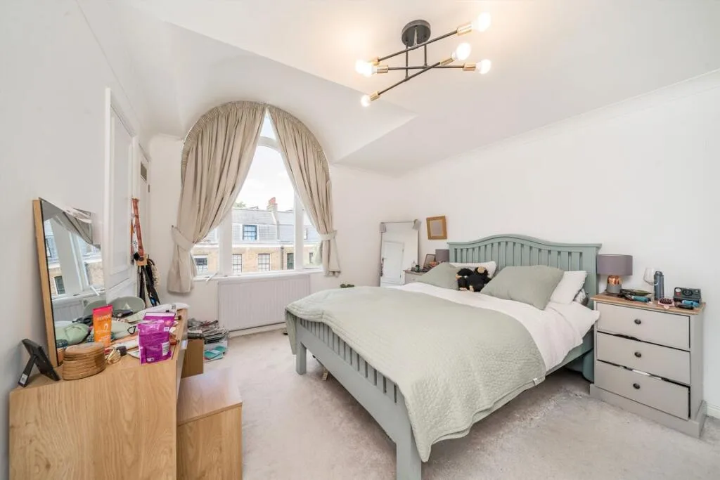 4 bedroom terraced house for rent
