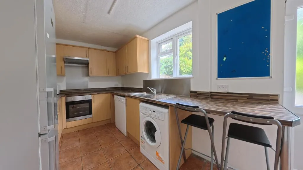 5 bedroom house for rent