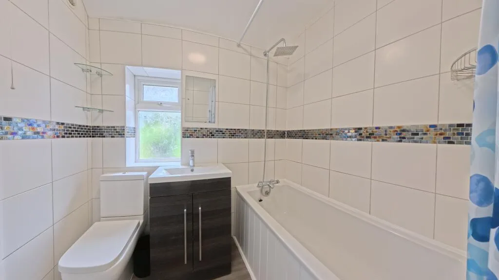 5 bedroom house for rent