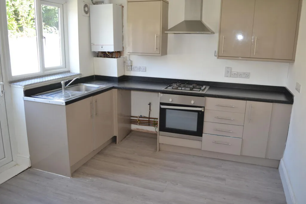 4 bedroom terraced house for rent