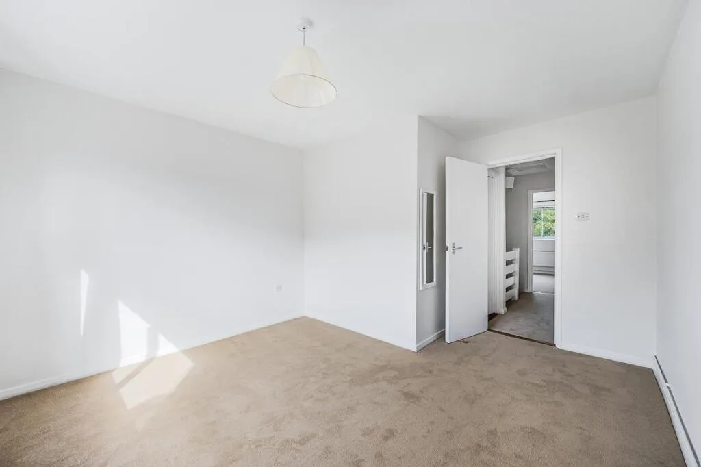 3 bedroom town house for rent