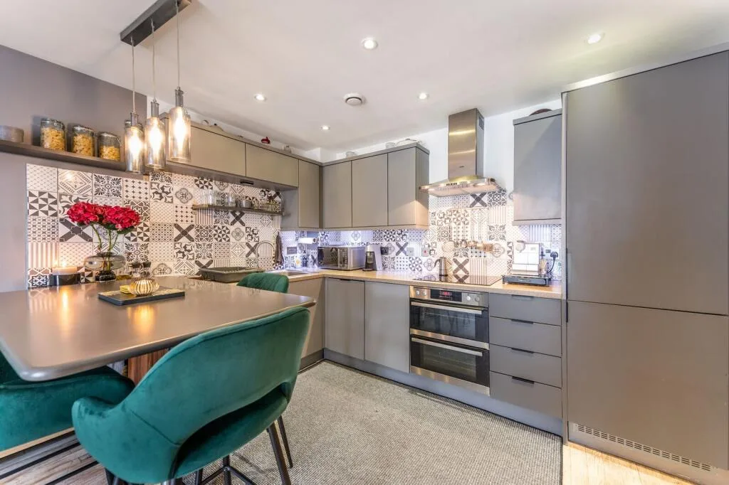 2 bedroom flat for rent