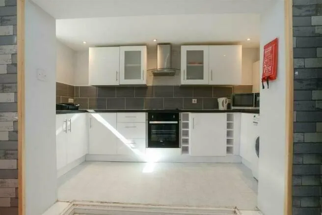 4 bedroom apartment for rent