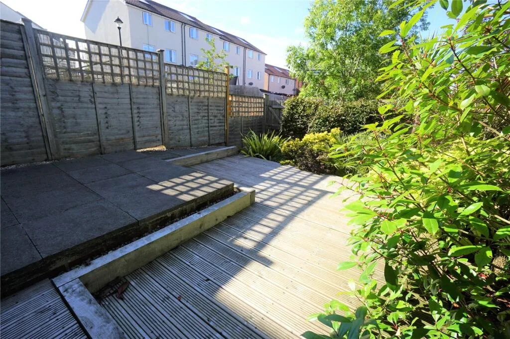 1 bedroom end of terrace house for rent