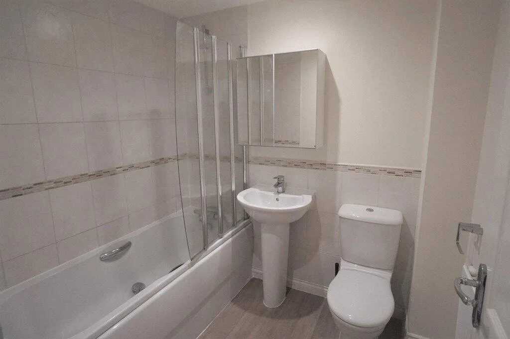 1 bedroom end of terrace house for rent