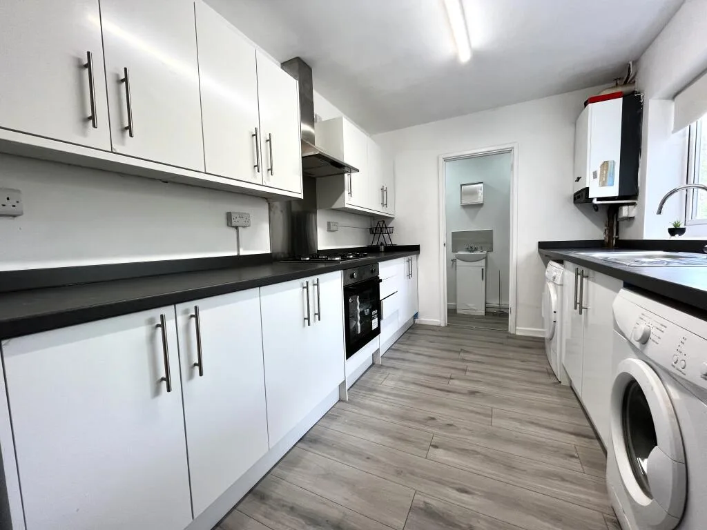 1 bedroom house for rent