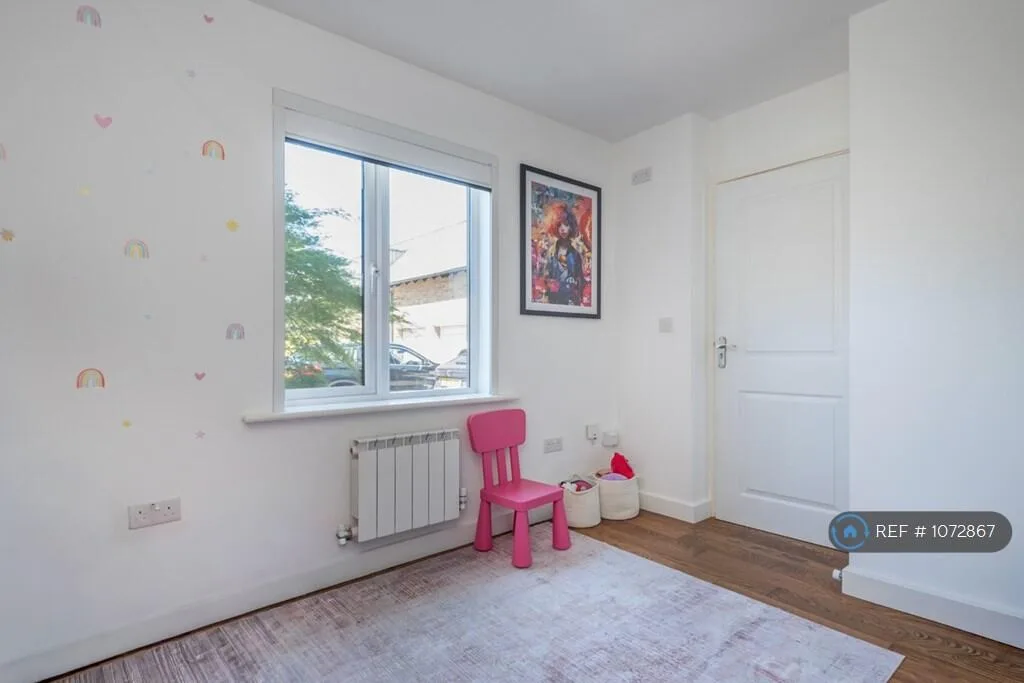 4 bedroom terraced house for rent