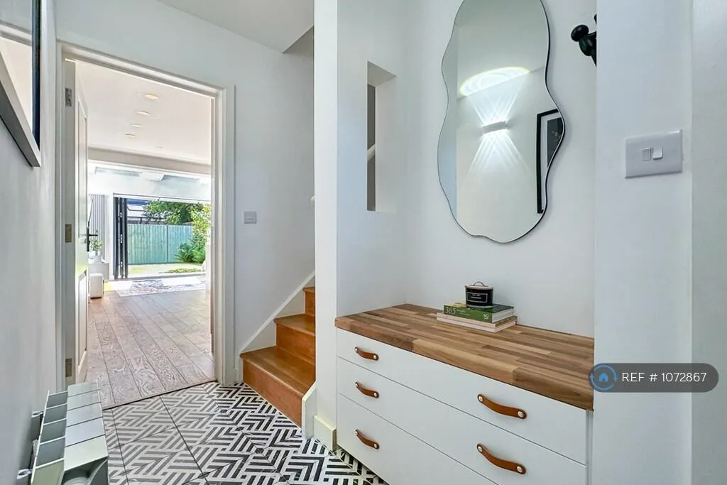 4 bedroom terraced house for rent