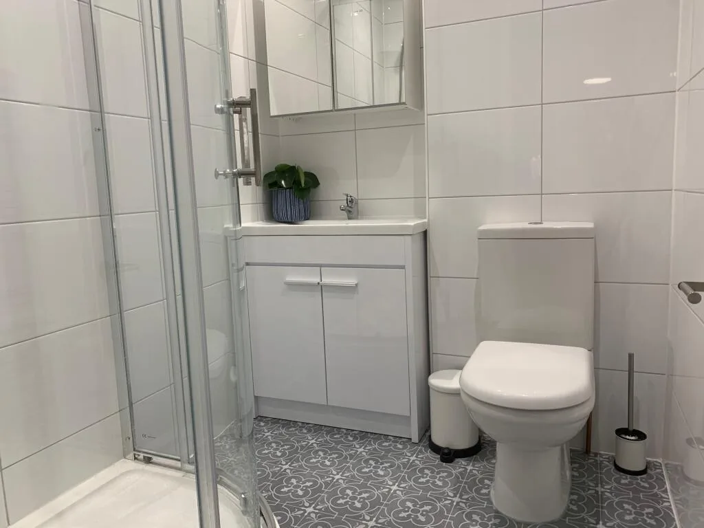 1 bedroom house for rent