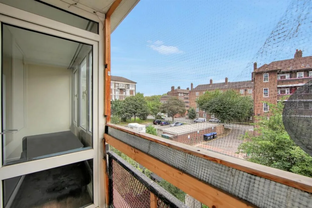 4 bedroom maisonette for rent