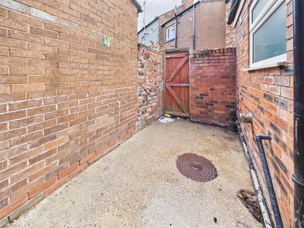 2 bedroom terraced house for rent