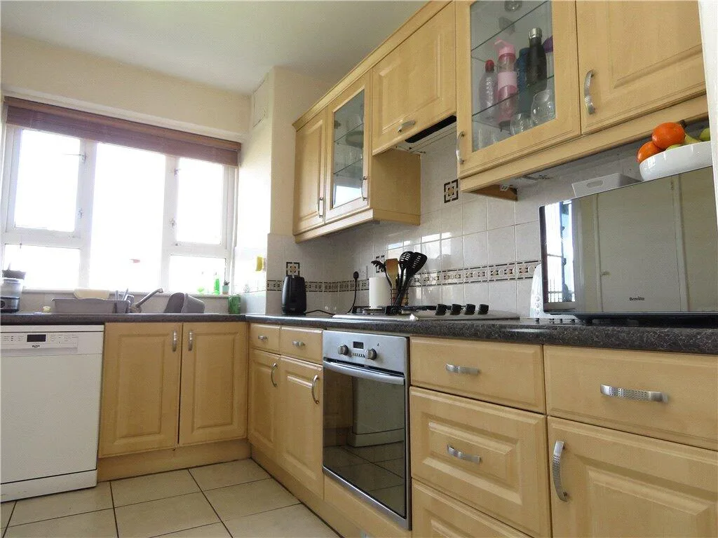 3 bedroom apartment for rent