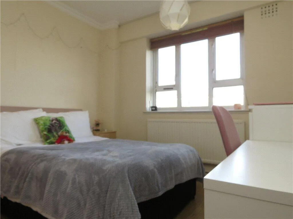 3 bedroom apartment for rent