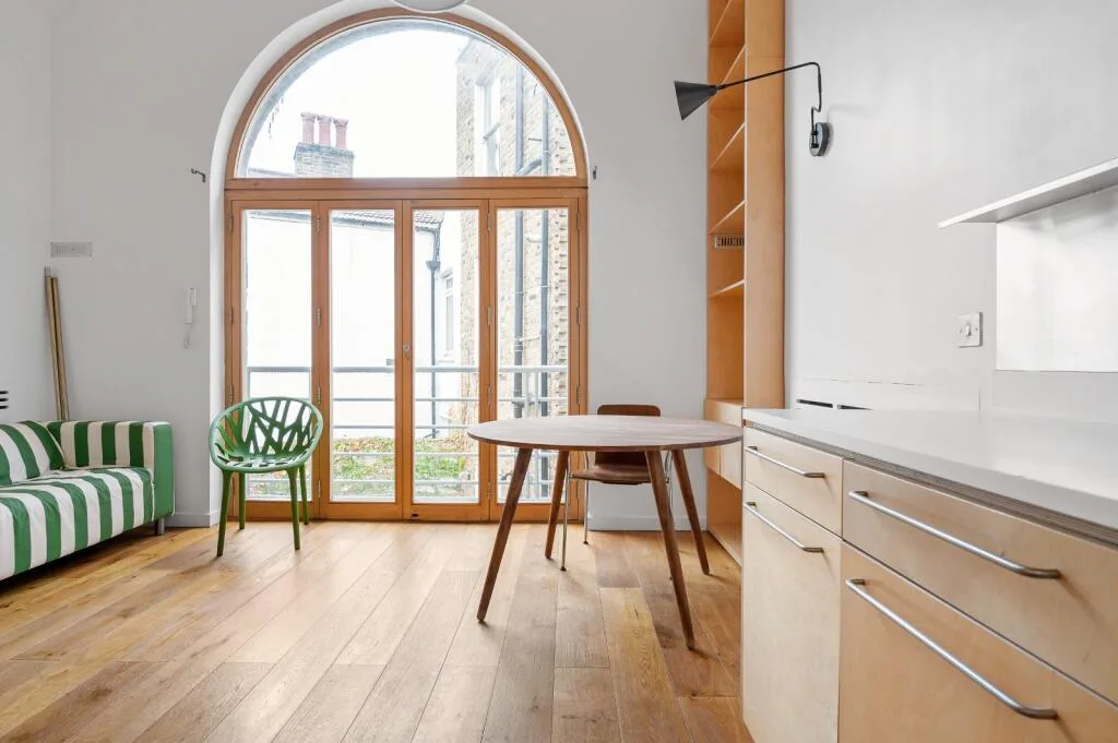2 bedroom detached house for rent