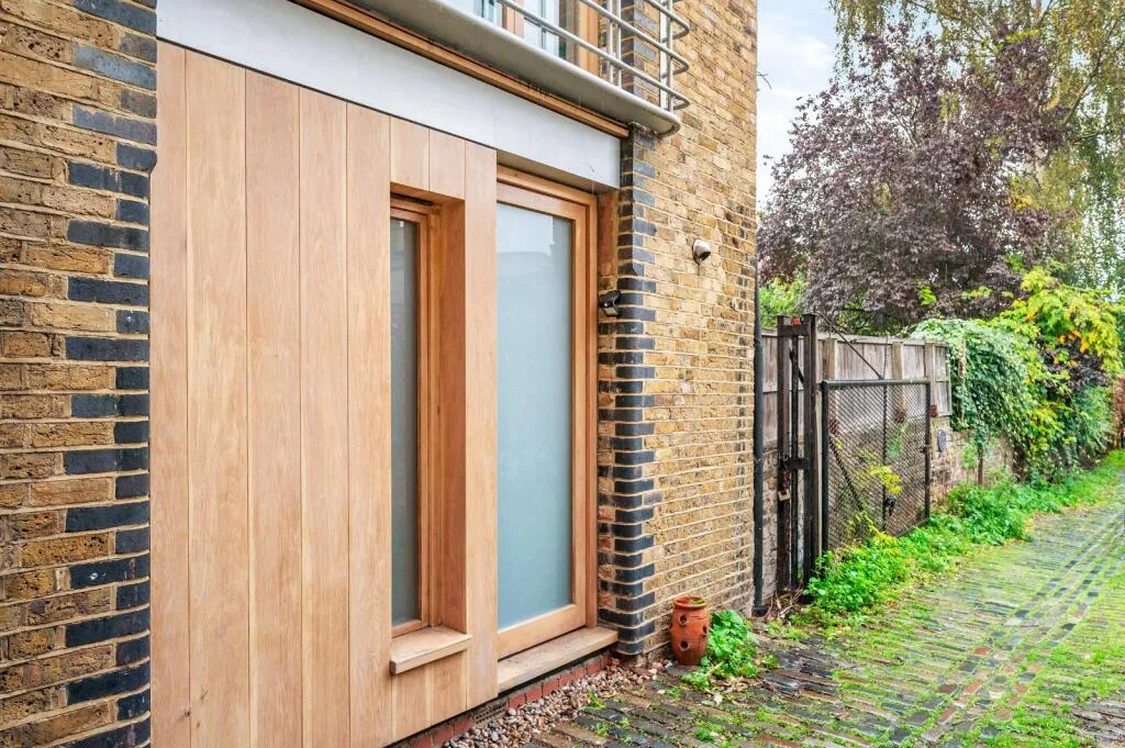 2 bedroom detached house for rent