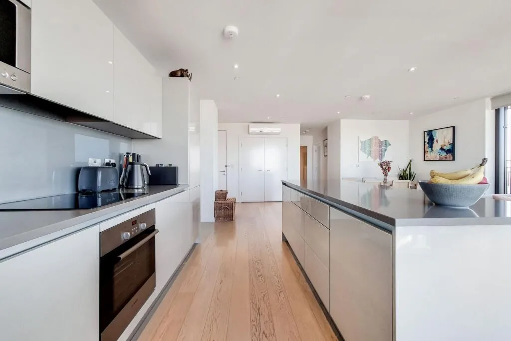 3 bedroom flat for rent
