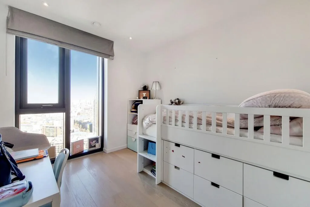 3 bedroom flat for rent