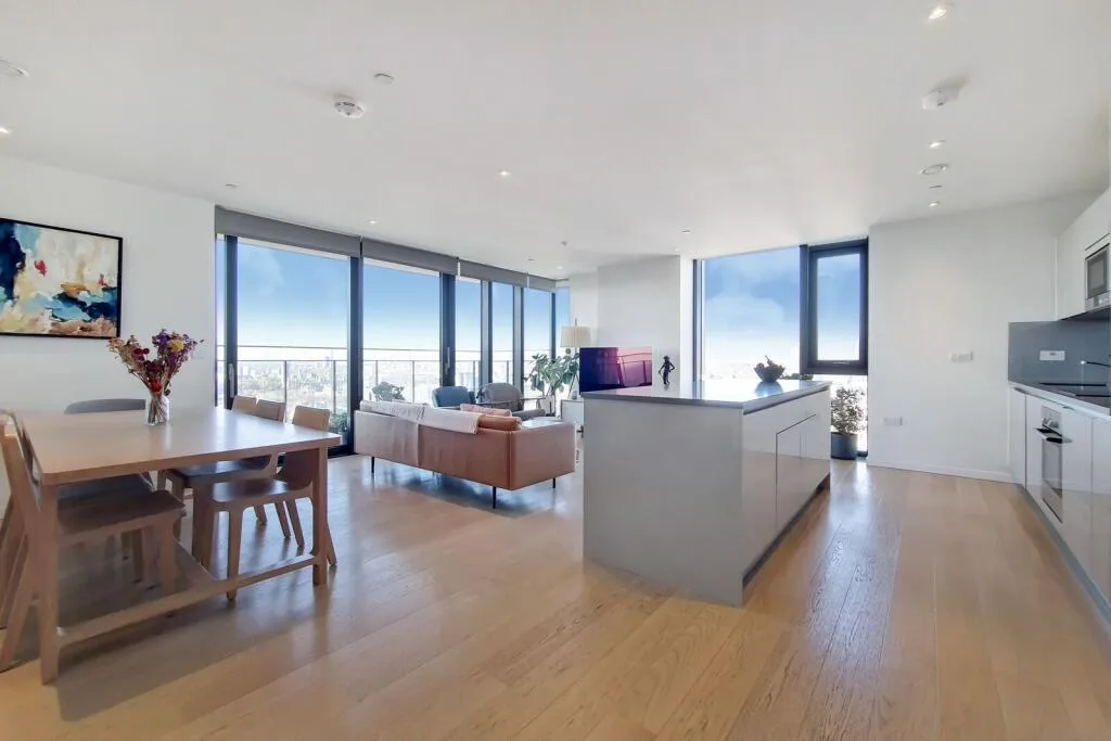 3 bedroom flat for rent