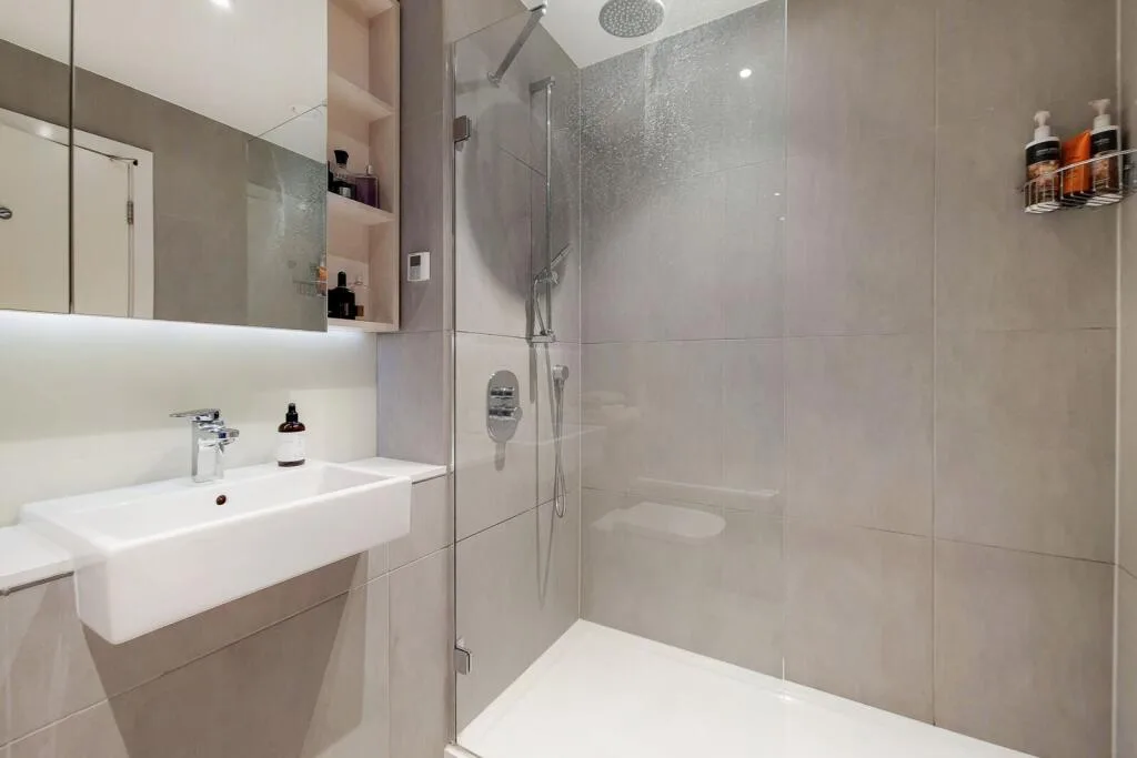 3 bedroom flat for rent