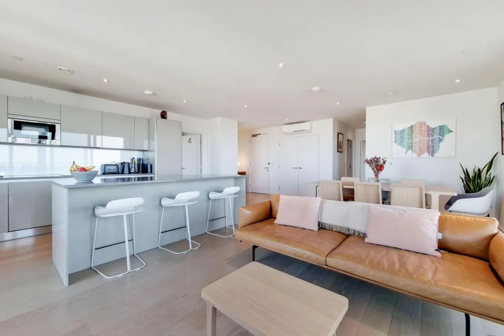 3 bedroom flat for rent