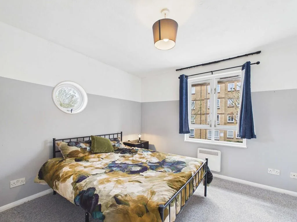 1 bedroom end of terrace house for rent