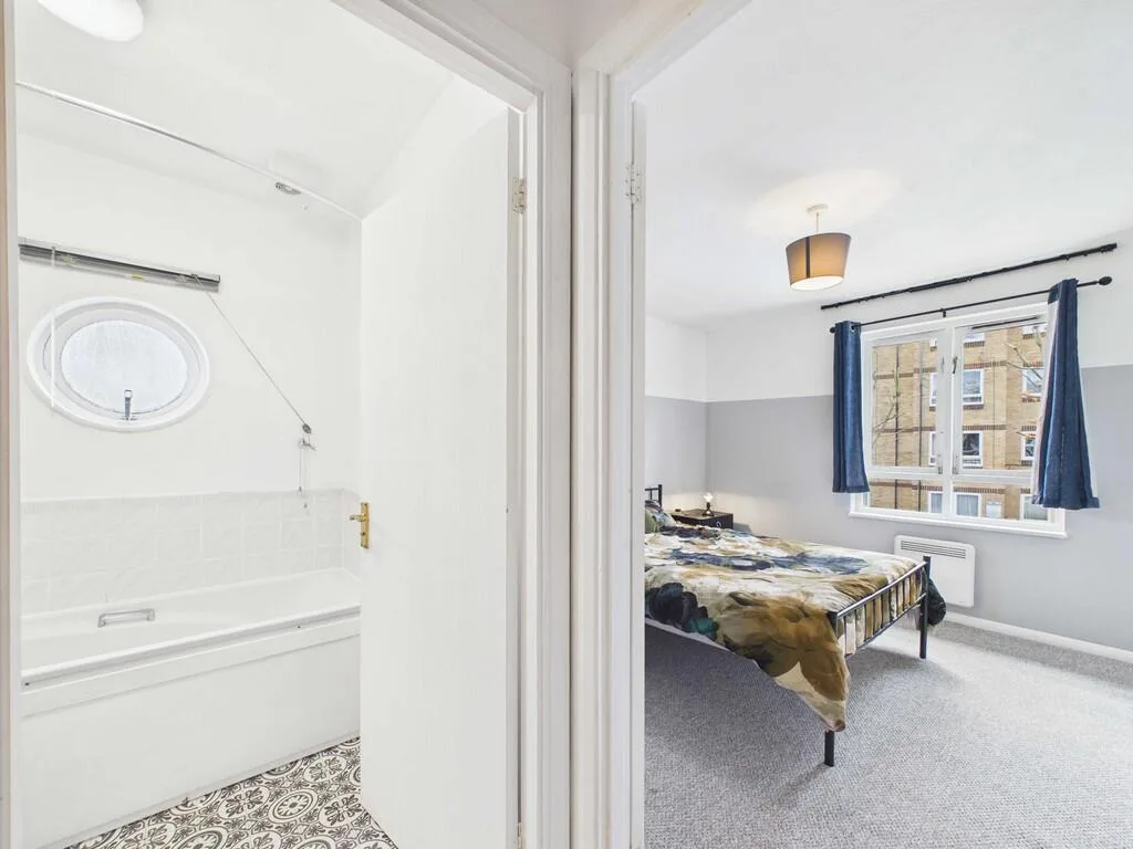 1 bedroom end of terrace house for rent