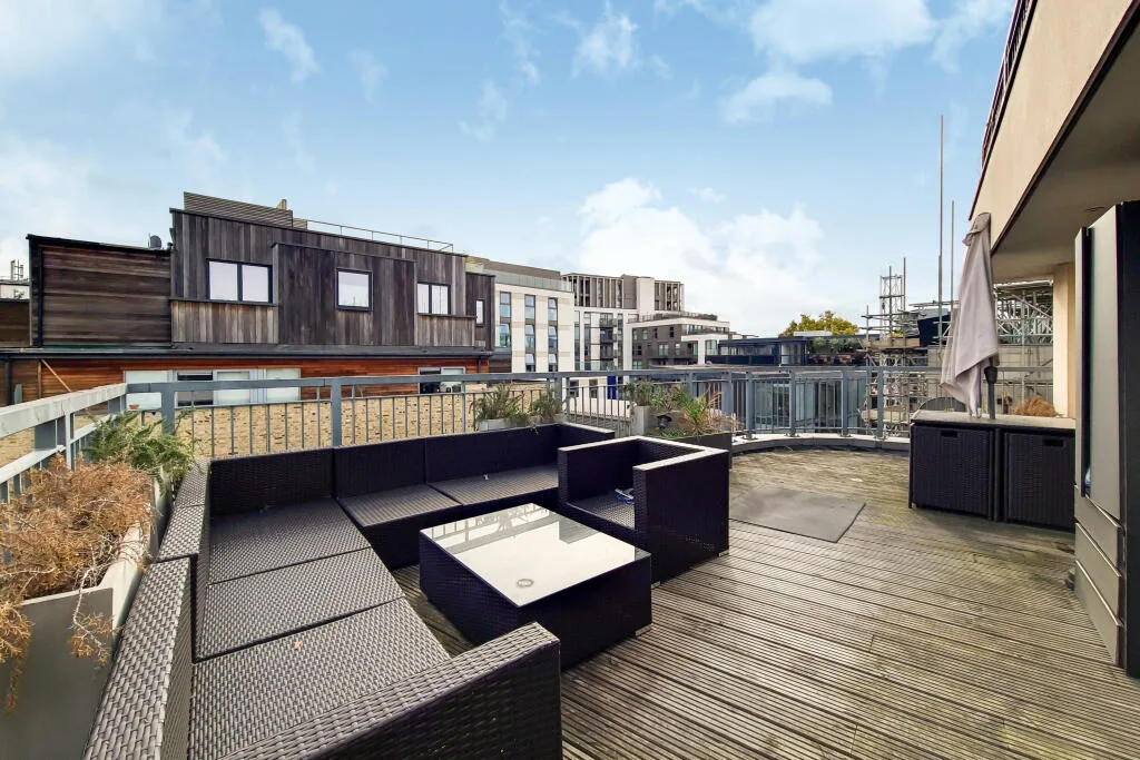 3 bedroom penthouse for rent