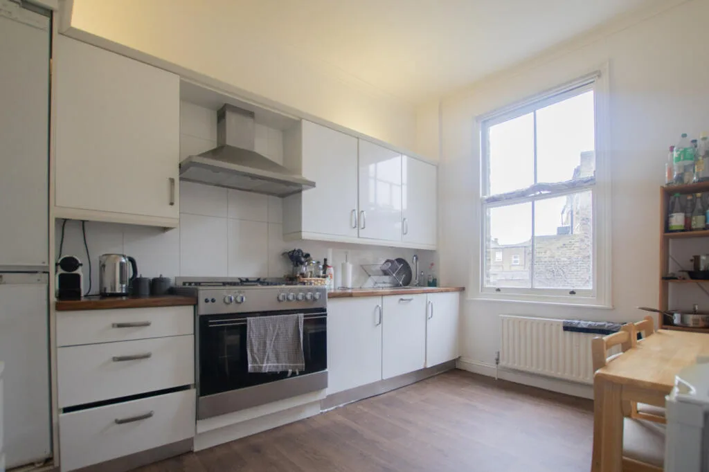 3 bedroom flat for rent