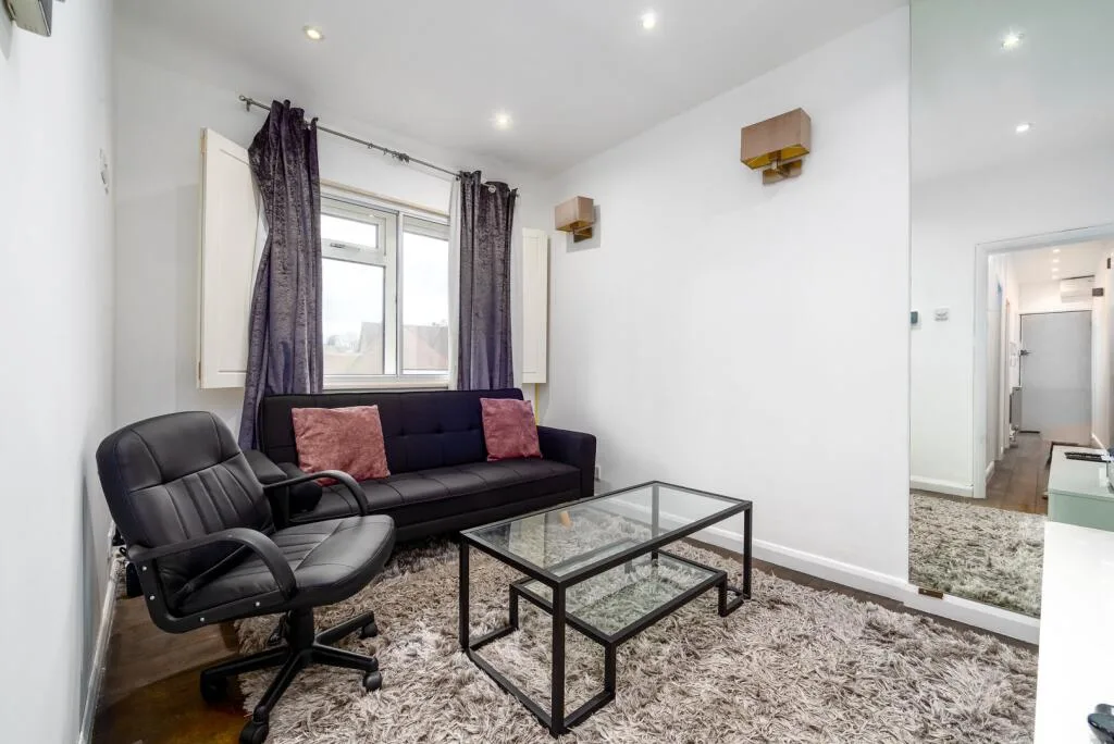 1 bedroom apartment for rent