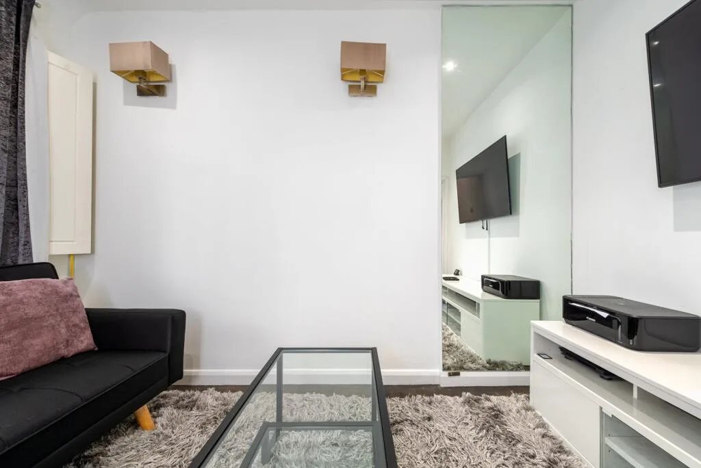 1 bedroom apartment for rent