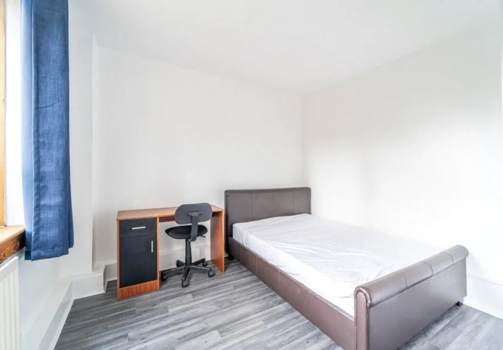 4 bedroom apartment for rent