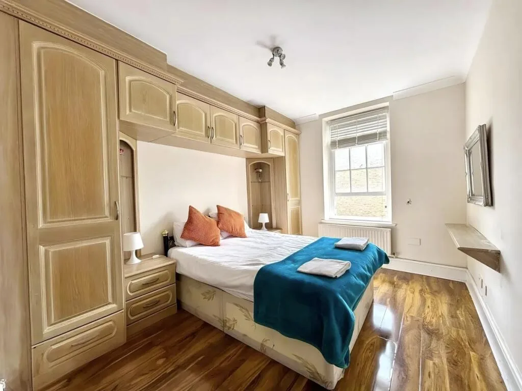 2 bedroom flat for rent