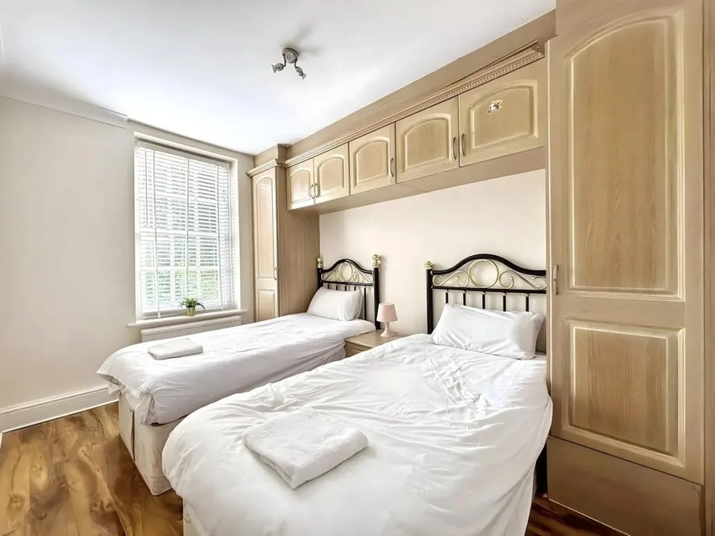 2 bedroom flat for rent