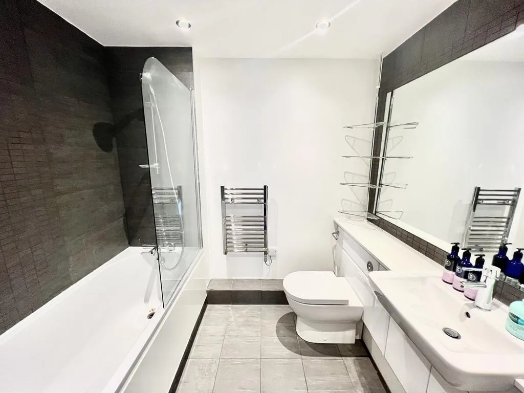 3 bedroom apartment for rent