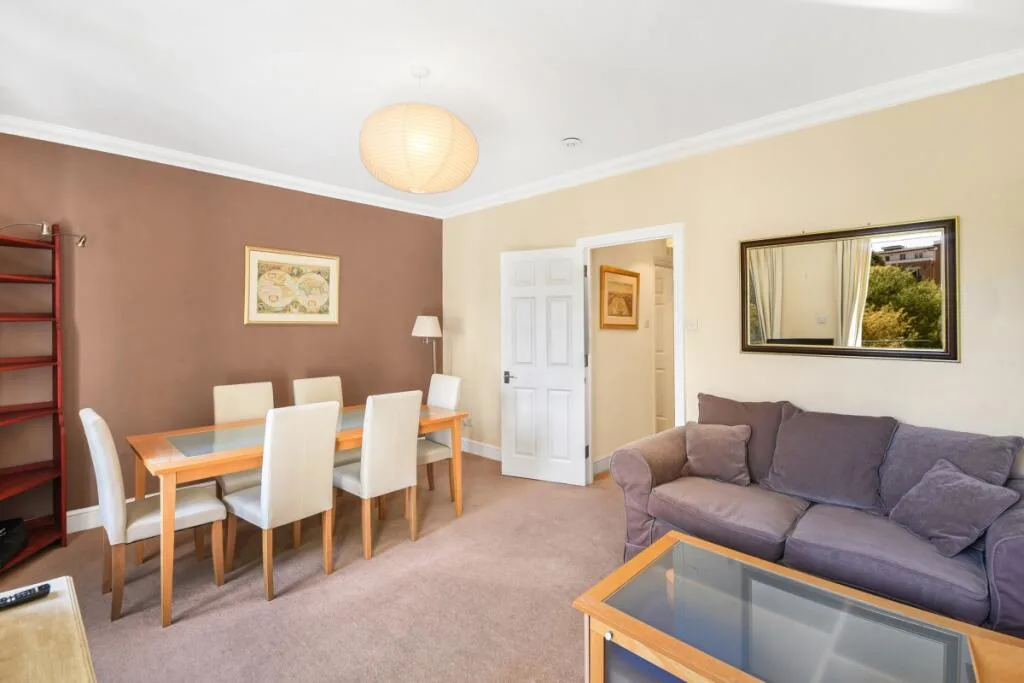 2 bedroom apartment for rent