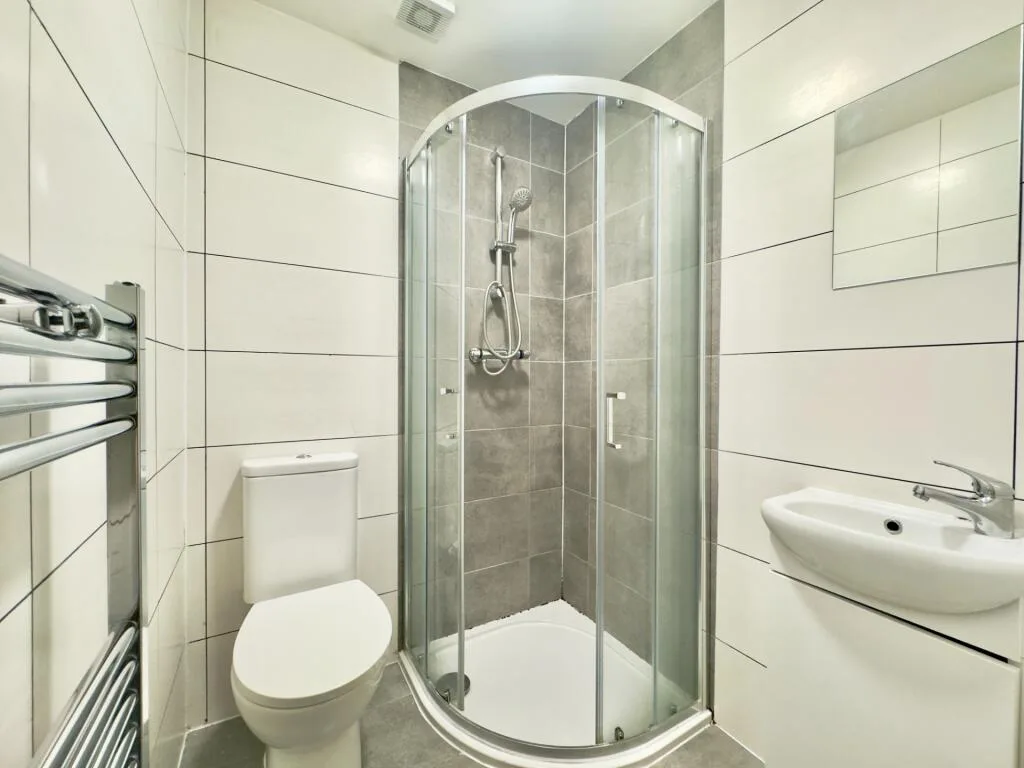 1 bedroom house for rent