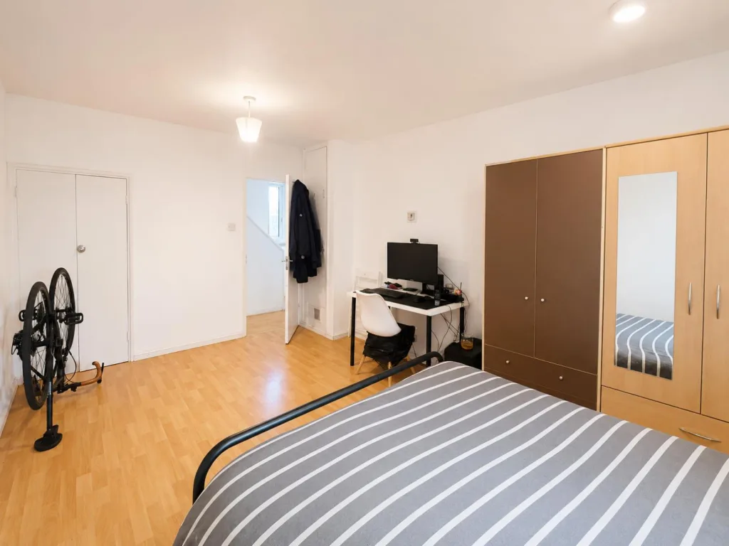 3 bedroom flat for rent