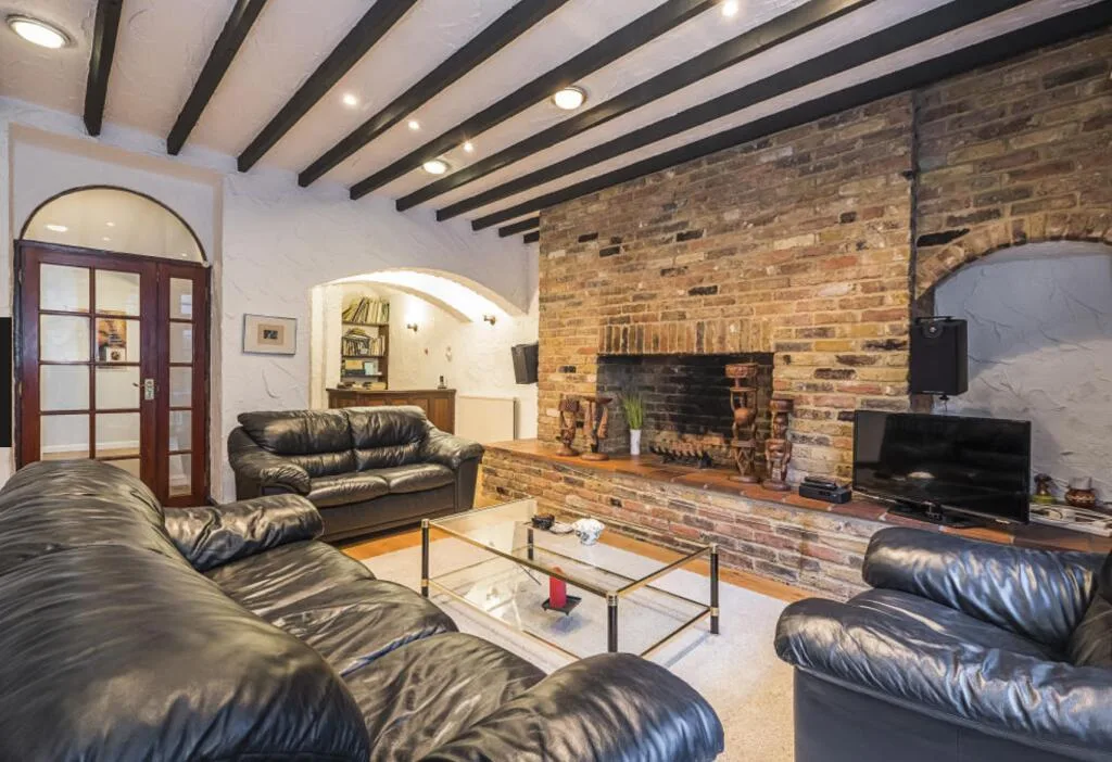 3 bedroom apartment for rent