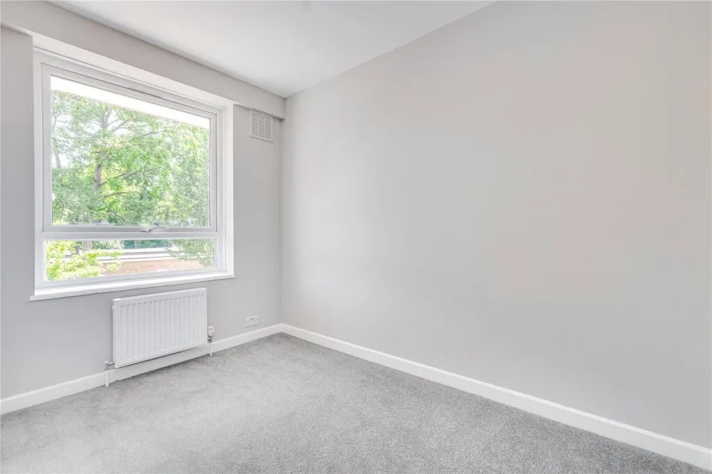 3 bedroom maisonette for rent