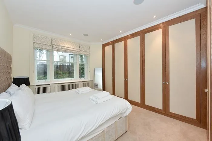 3 bedroom flat for rent