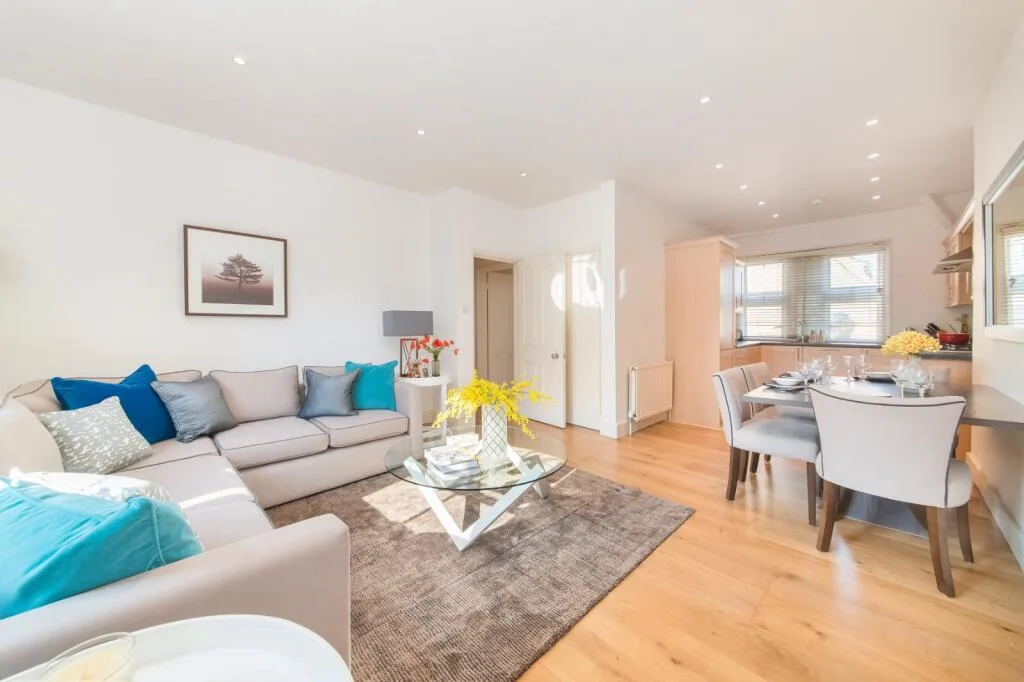 3 bedroom flat for rent