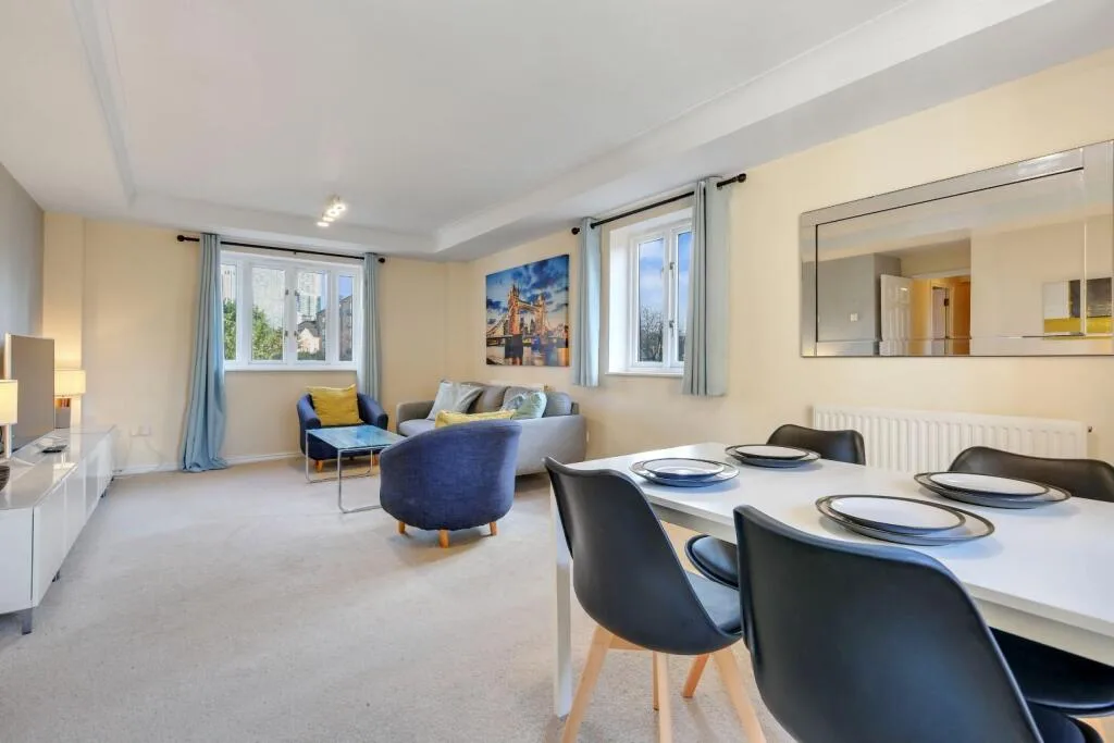 2 bedroom flat for rent
